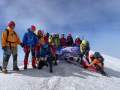 Iranian women climb Turkey’s Mount Ararat